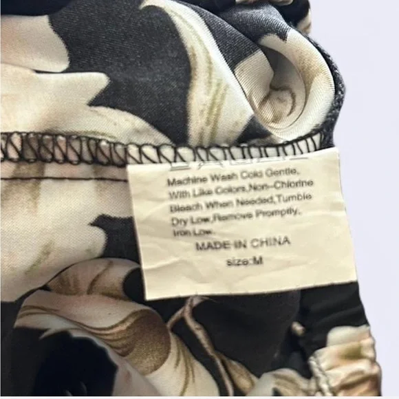 Two piece Floral Pajama set - Picture 4 of 4